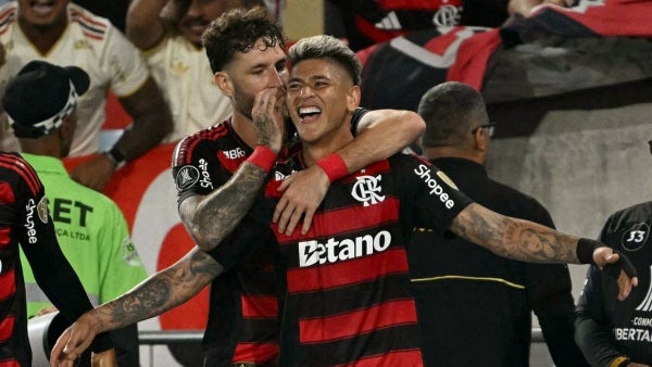 Jorge Carrascal marcó golazo con Flamengo y video le da la vuelta al mundo
