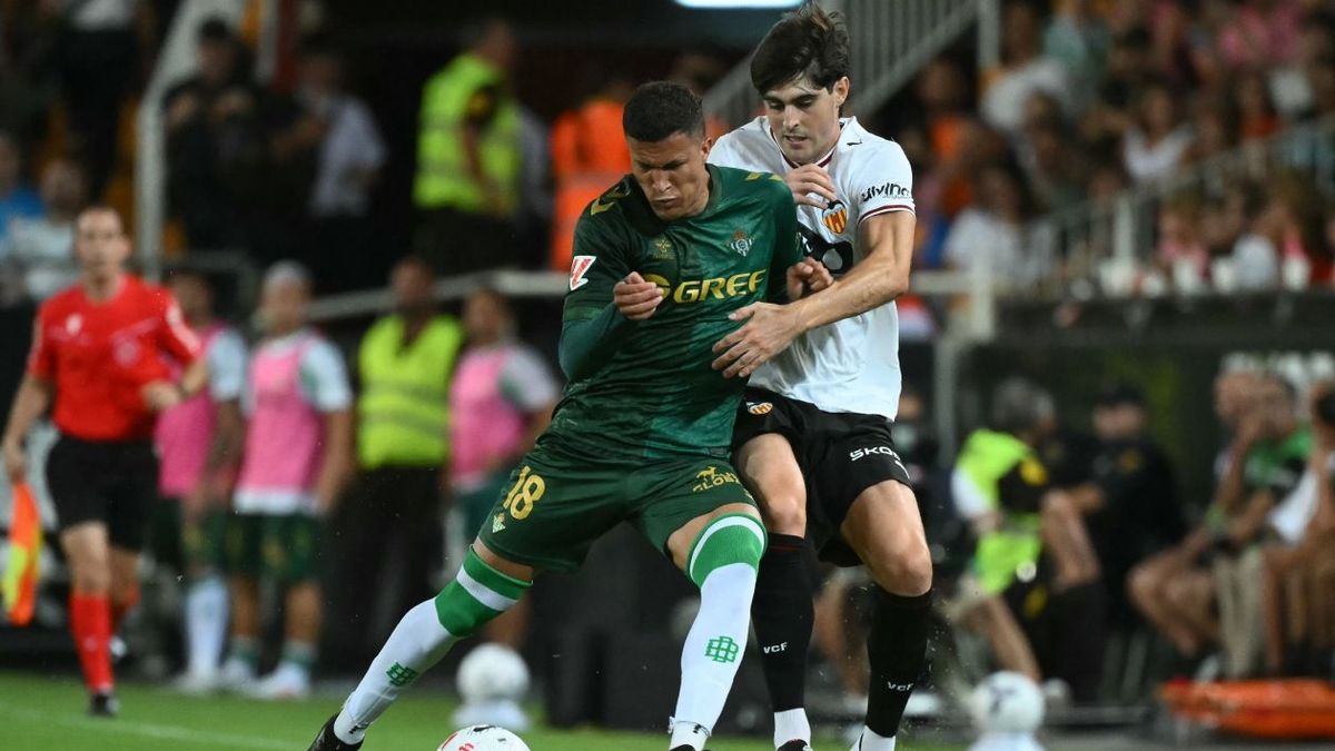 Nelson Deossa suma problema en Betis tras esperado fichaje