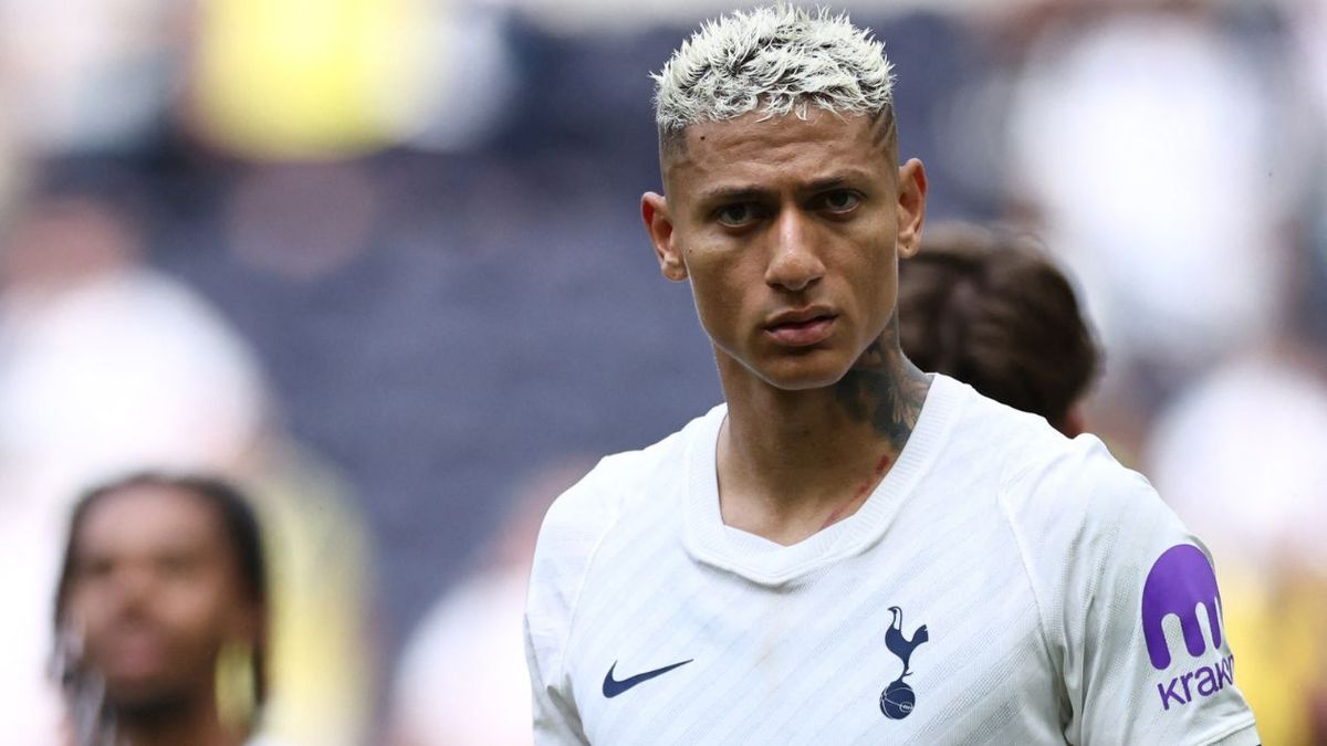 Esto pasa entre Richarlison y Tottenham