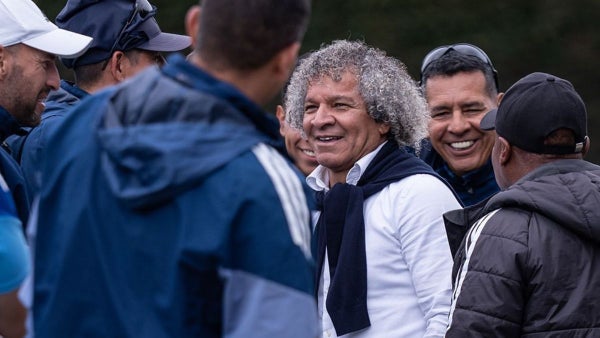 Sonrisa, reencuentros y trabajo: así fue el primer día de Gamero en Millonarios