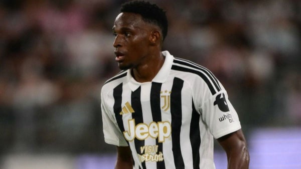 ¿No convenció? Jhon Lucumí recibió críticas de la prensa italiana tras la derrota de Juventus