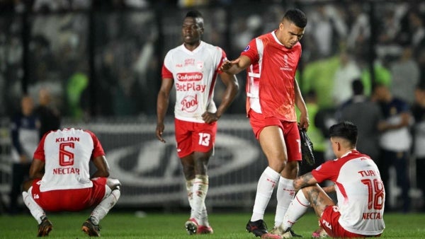Adiós a la Sudamericana: Santa Fe cayó 2-0 ante Vasco y quedó eliminado