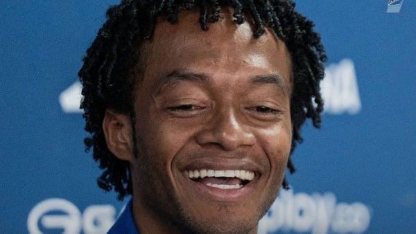 Cuadrado habló con Willington Ortiz antes de asumir el histórico número 7 de Millonarios