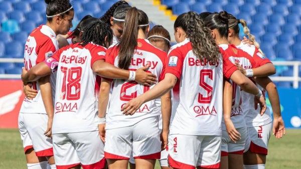 Enorme diferencia en el presupuesto de Santa Fe entre el equipo masculino y femenino