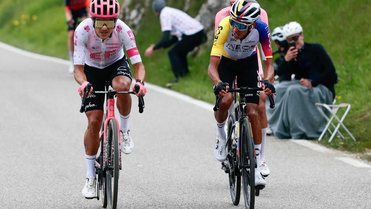 Richard Carapaz y Egan Bernal.