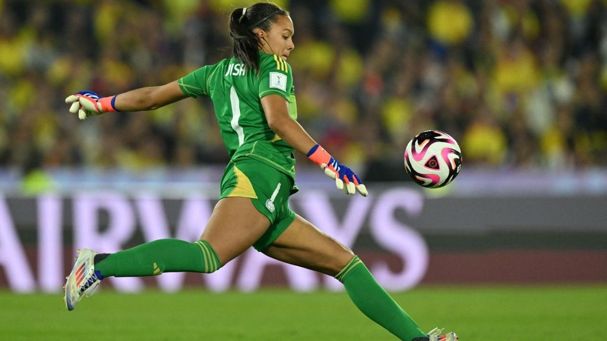 Luisa Agudelo hizo tremenda atajada con la Selección Colombia
