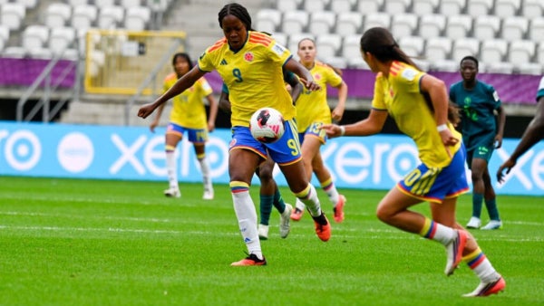 [VIDEO] Valerin Loboa anotó el gol de la clasificación de Colombia vs Nigeria