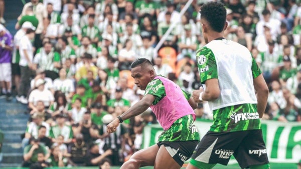 Nacional tendría dos soluciones inesperadas para reemplazar a Alfredo Morelos