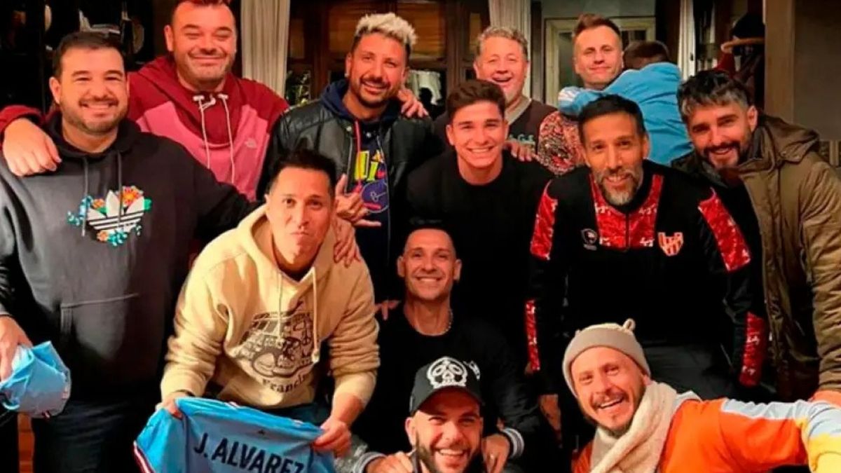 Julián Álvarez y Los Caligaris.