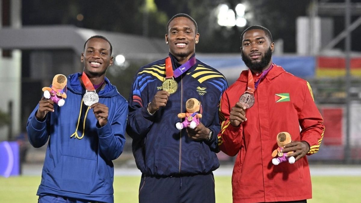 Ronal Longa, oro en 200 mts.