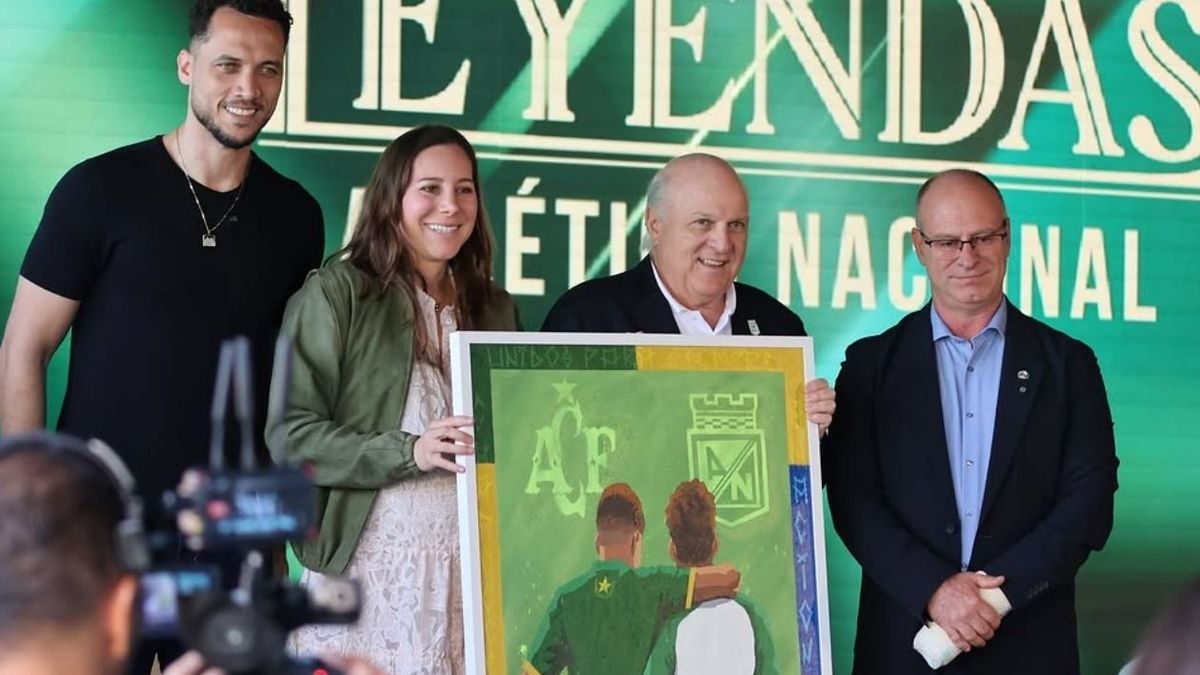 Homenaje a Chapecoense.
