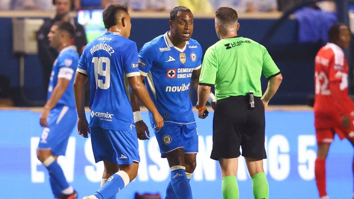 Willer Ditta empujó a árbitro en México: ¿Será sancionado?