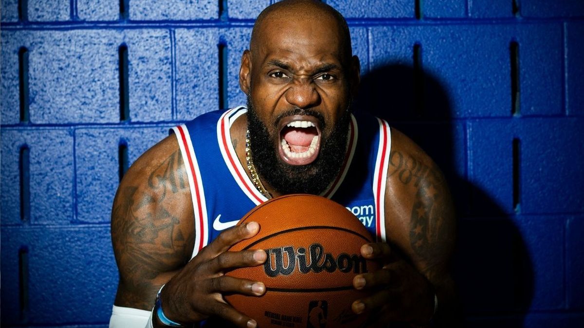 LeBron James tiene artritis y así se prepara para su debut