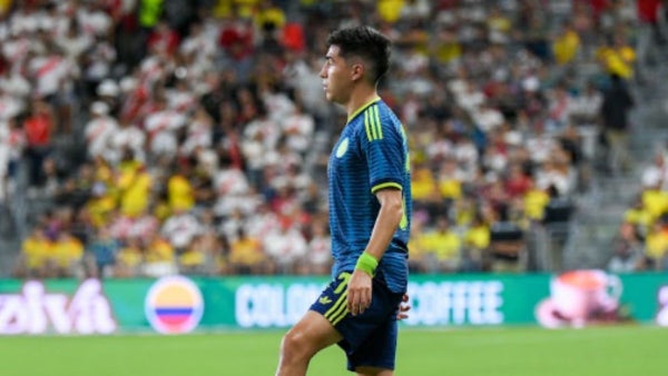 [Video] Samuel Velásquez hizo un golazo en Colombia vs Perú