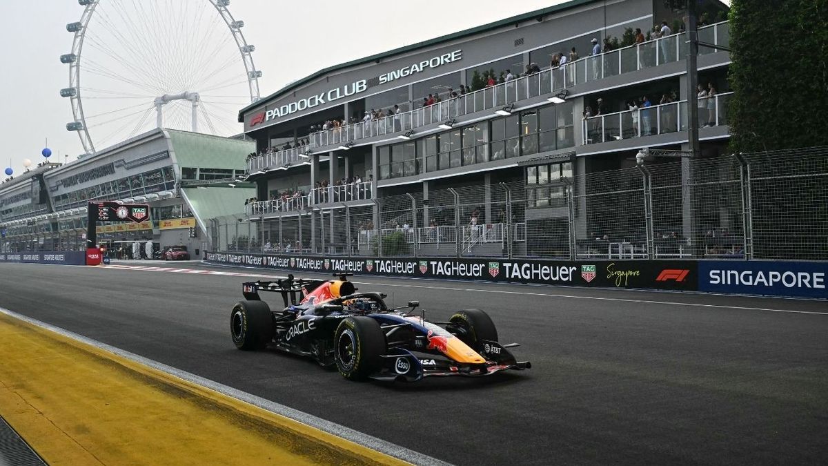 Max Verstappen en el Gran Premio de Singapur de F1