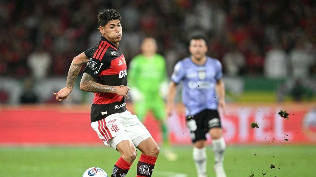 Jorge Carrascal marcó en victoria de Flamengo sobre Fluminense