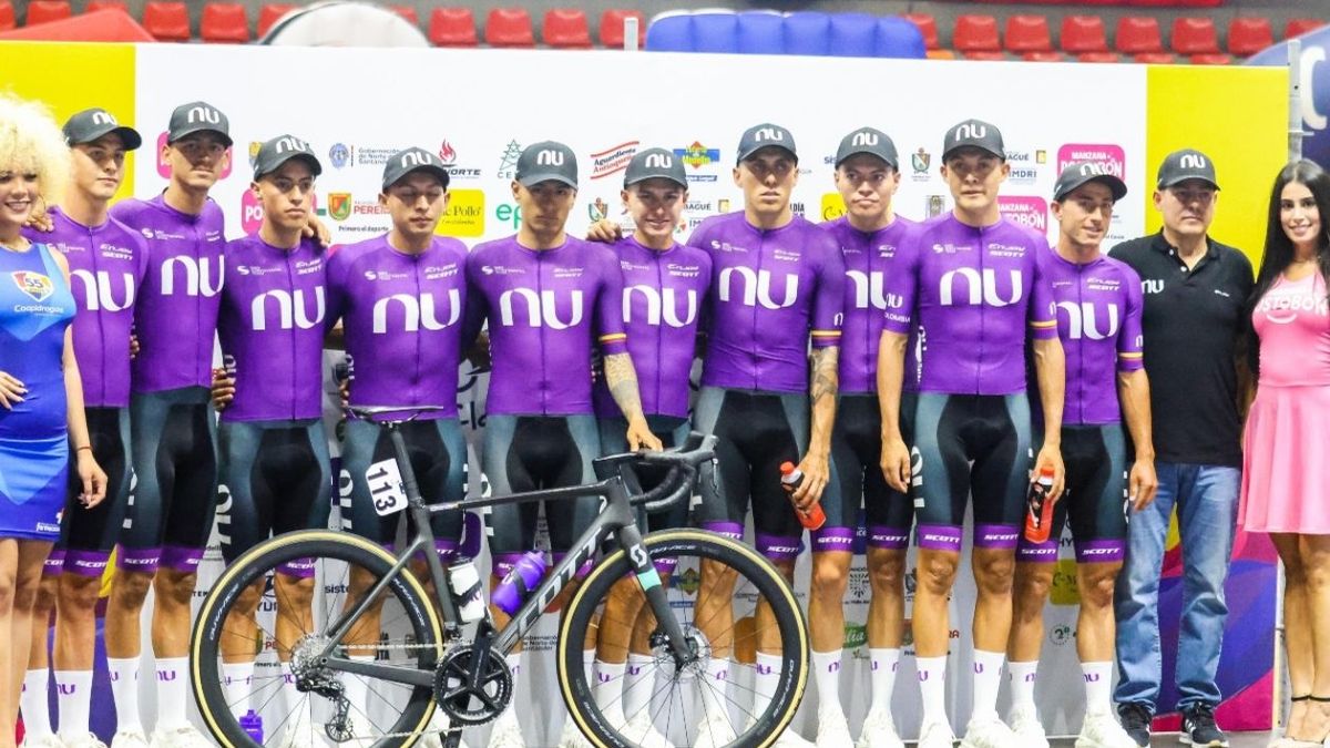 Team NU Colombia.jpg