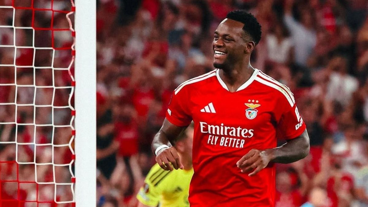 Jhon Durán silenció las críticas: doblete, goleada y lluvia de elogios en Portugal