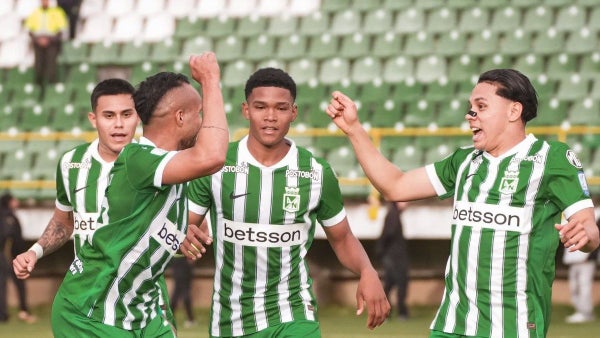 Sin James, Nacional goleó a Boyacá Chicó y lo hundió más en el descenso