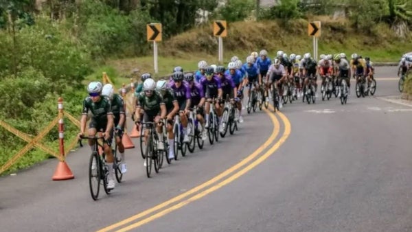 David Rodas se quedó con el premio de montaña en el Alto de La Línea