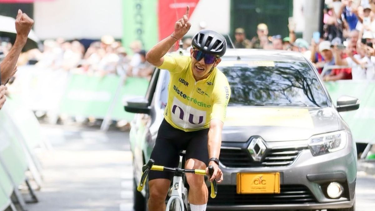 Javier Jamaica ganó la séptima etapa del Clásico RCN Sistecrédito y se afianzó en el liderato