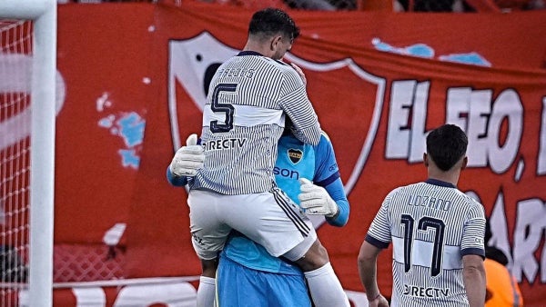 Leandro Paredes dejó las 'peleas' atrás y se reivindicó con Álvaro Montero: