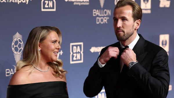 Harry Kane se quebró al hablar de su esposa: