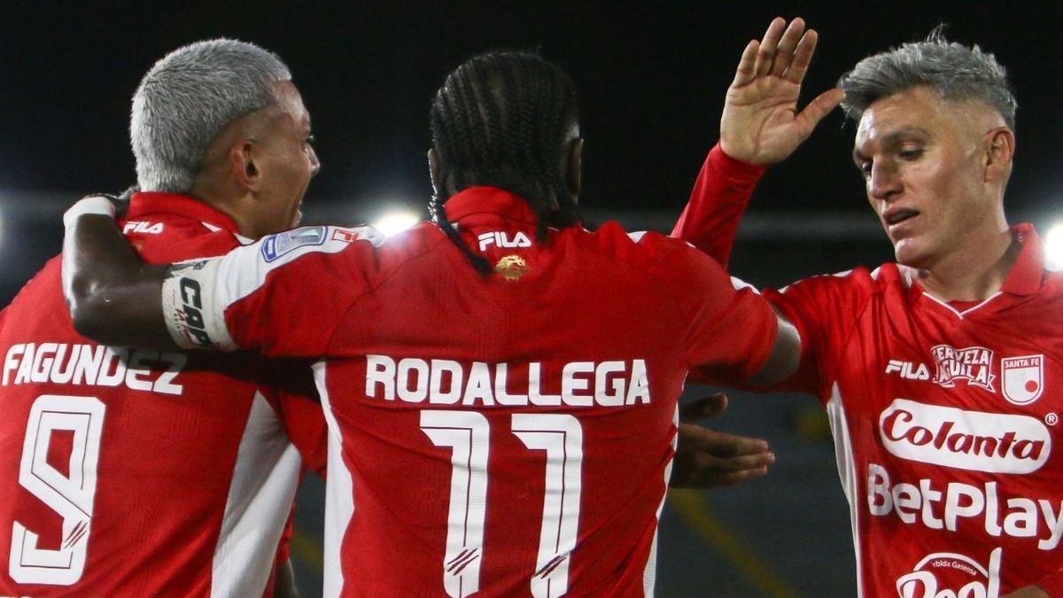 Santa Fe ganó 2-1 a Atlético Buacaramanga.