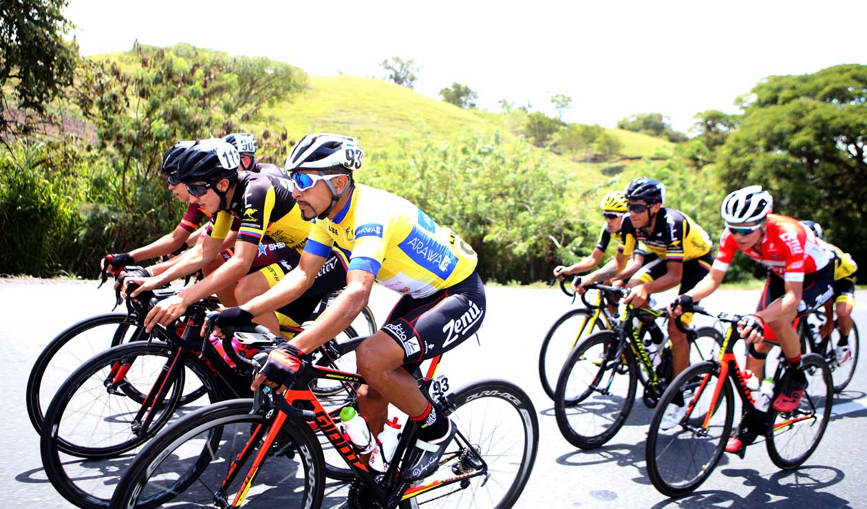 Miguel Ángel Rubiano, líder en la primera etapa del Clásico RCN