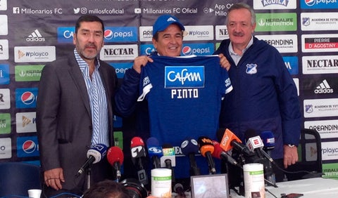 Jorge Luis Pinto durante su presentación como técnico de Millonarios