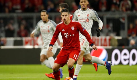 James Rodríguez durante el partido del Bayern ante Liverpool en los octavos de final de la Champions