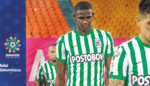 Yerson Mosquera, central de Nacional