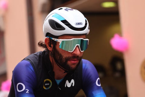Fernando Gaviria en una etapa del Giro de Italia