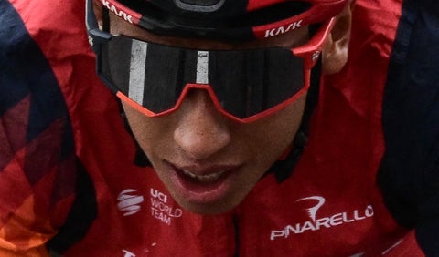 Egan Bernal buscaba recortar tiempo en la etapa 6 del Tour de Francia