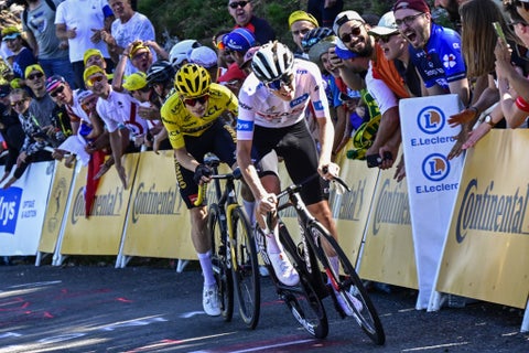 Pogacar y Vingegaard en el Tour de Francia