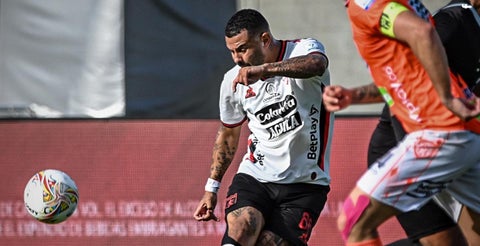 Edwin Cardona en el partido Envigado vs América