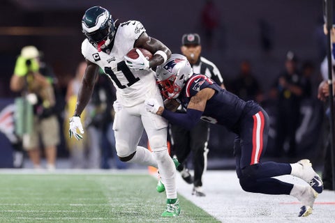 Christian González en su debut con los New England Patriots