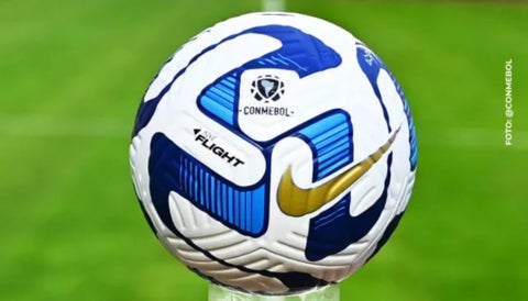 Eliminatorias: polémica por jugador que se convocó solo a su selección