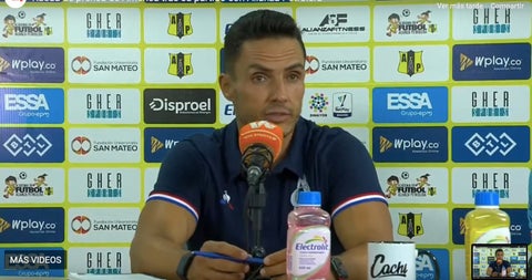 Lucas González, técnico de América, tras el partido ante Alianza Petrolera