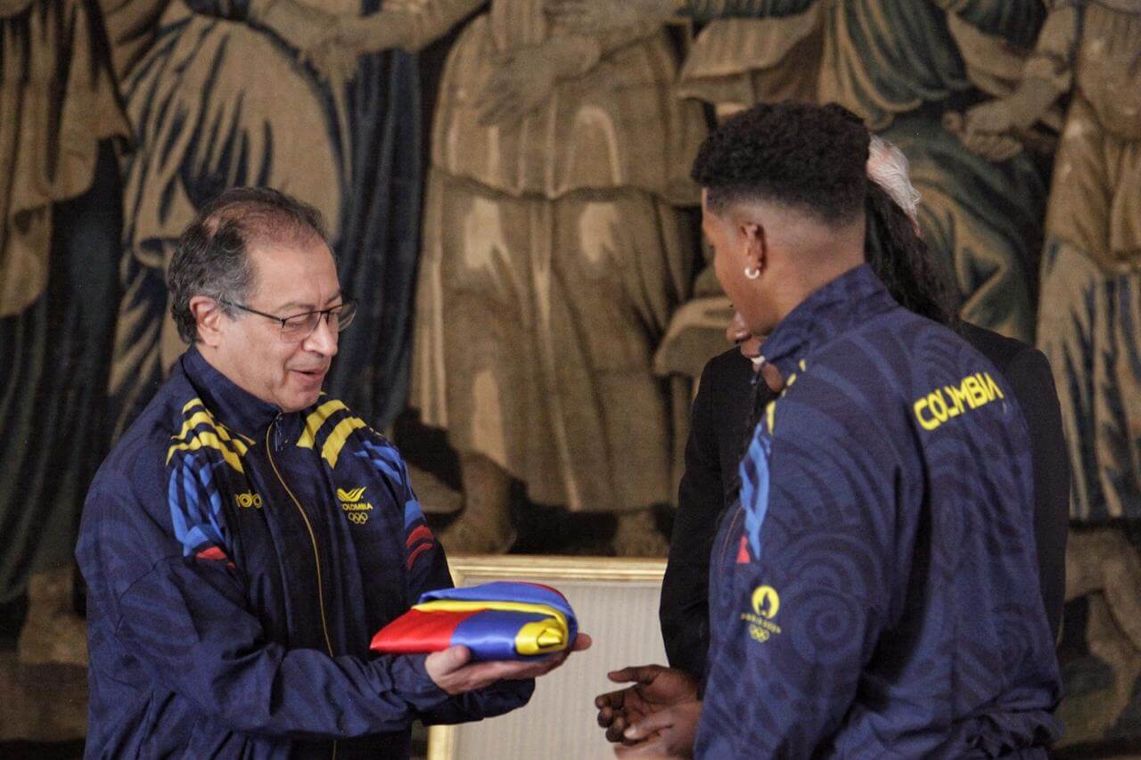 Entre del pabellón nacional - Juegos Olímpicos