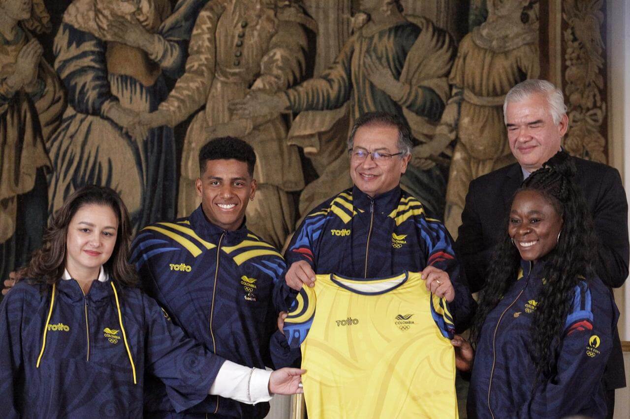 Entre del pabellón nacional - Juegos Olímpicos