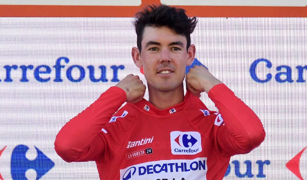 Ben O'Connor, líder de la Vuelta etapa 8