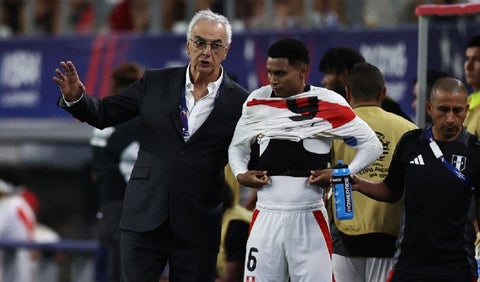 Jorge Fossati, técnico de Perú