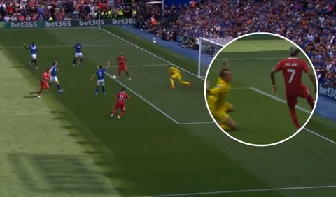 VIDEO: El gol fallado por Luis Díaz que genera críticas en Inglaterra