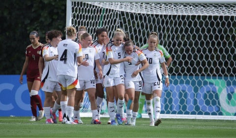 Alemania celebra gol en Techo
