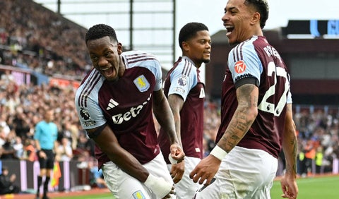 Jhon Jader Durán, colombiano en Aston Villa