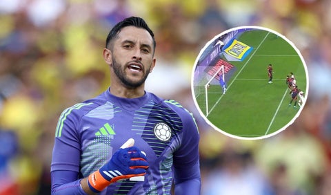 Atajada de Camilo Vargas vs Perú