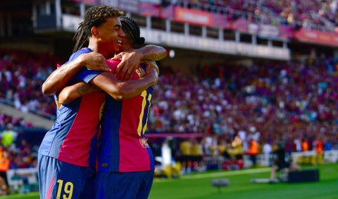 Lamine Yamal celebra gol del Barcelona