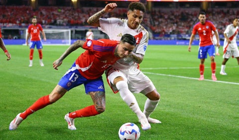 Chile y Perú en duelo por Copa América 2024