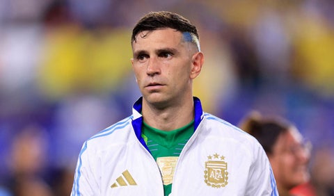 Dibu Martínez - Balón de Oro